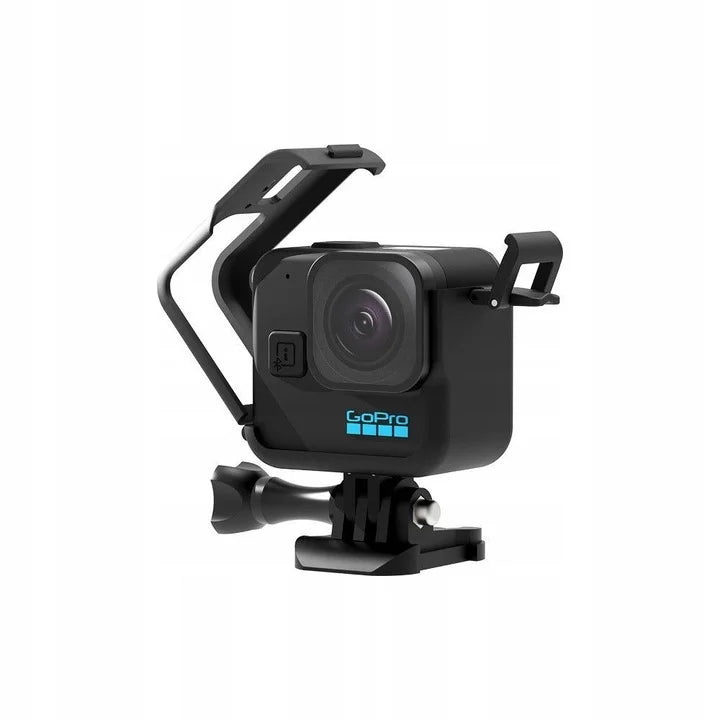 Carcasa montată pe GoPro Hero 11 Mini, cu vizibilitate asupra porturilor