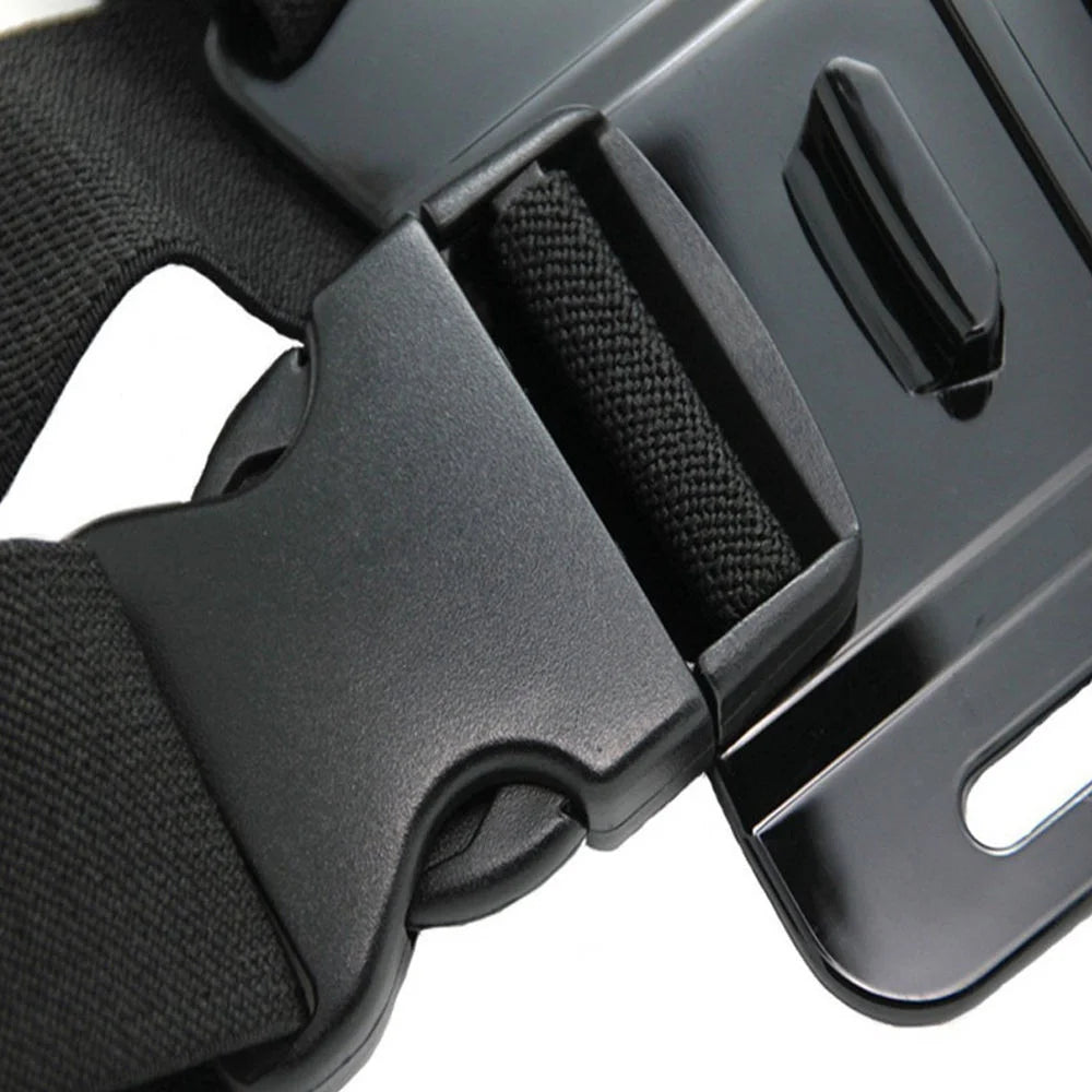 Imagine detaliată cu sistemul de ajustare al hamului