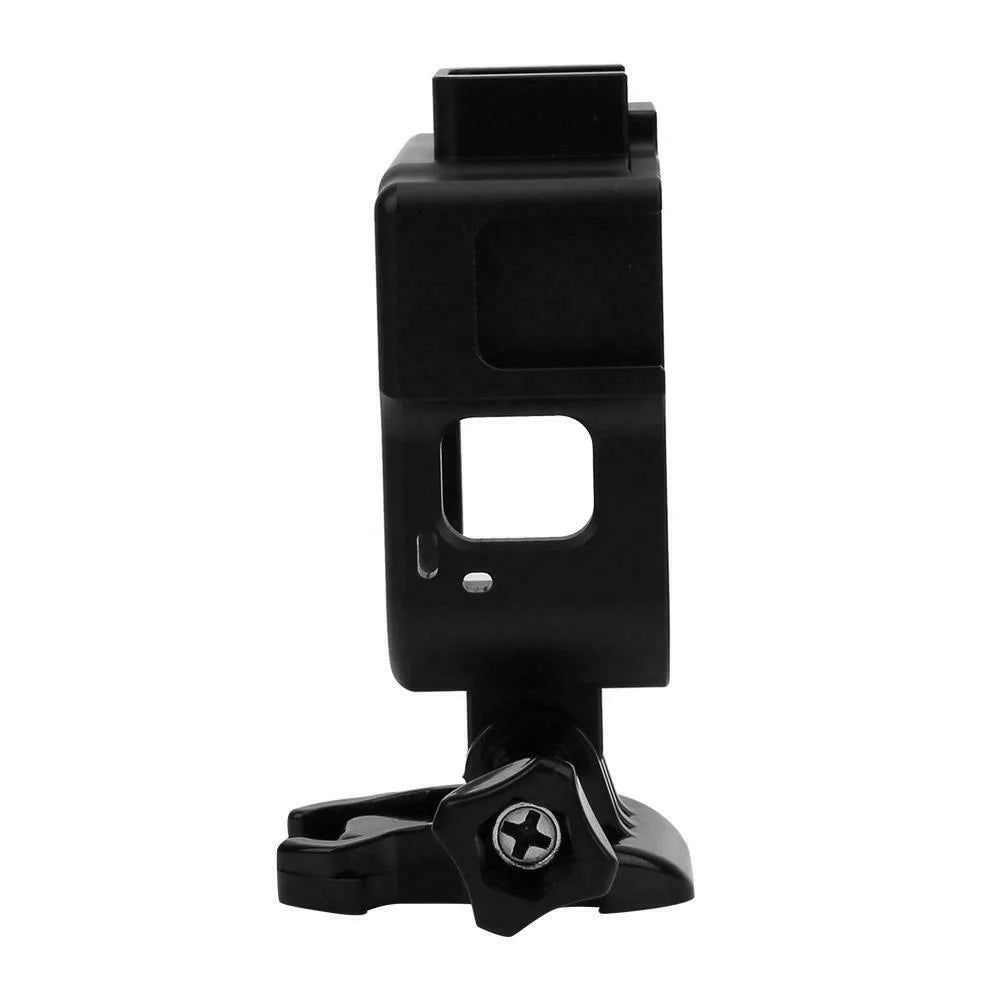 Vedere laterală a carcasei din aluminiu pentru GoPro Hero 8, arătând decupajele precise